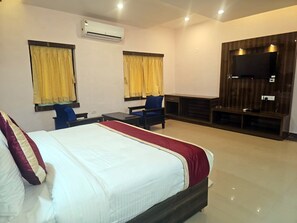 Premium bedding, bed sheets - Arunya Hotel & Resort (Rajgir)