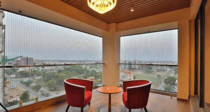 Hotel Empyrean
