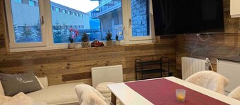 Near the Snowfront Modern Apartment