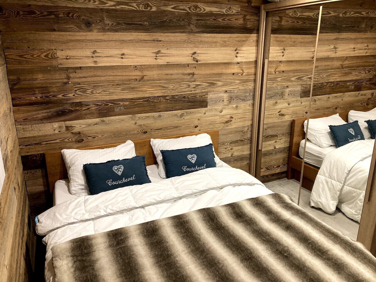 2 makuuhuonetta, työpöytä, silitysrauta/-lauta, Wi-Fi