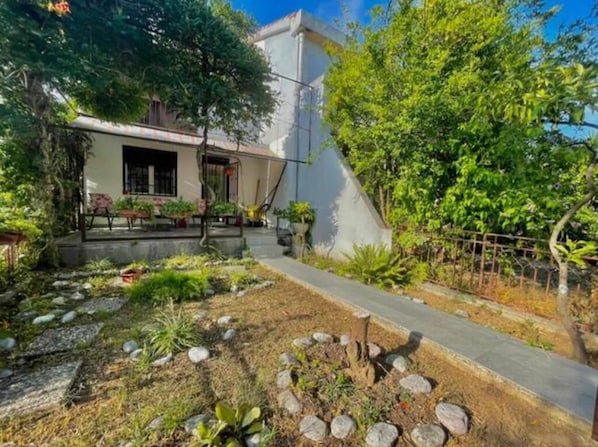 Comfort House | Terrace/patio