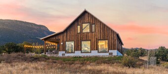 Luxury Home | Private Hot Tub | Secluded | Backs National Forest | Foosball