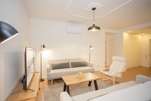 Apartment | Living area - Liiiving - Modern Design Home (Porto)