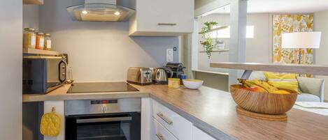 Fridge, microwave, oven, dishwasher