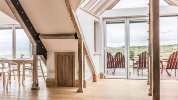 Luxury Apartment | Living area | Smart TV