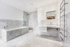 Luxury Apartment | Bathroom | Separate bathtub and shower, hair dryer, bidet, towels - South View House (Alnwick)