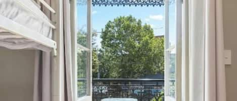 Double or Twin Room, Balcony | Premium bedding, individually furnished, bed sheets