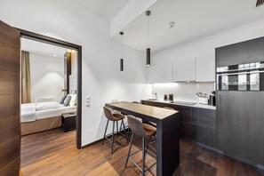 Two-Bedroom Suite | Private kitchen | Fridge, stovetop, espresso maker, electric kettle - Limehome Vienna Roßauer Lände (Vienna)