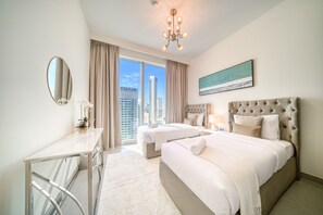 2 bedrooms, in-room safe, iron/ironing board, free WiFi - Cozy 2BR at Forte Tower 2 Downtown Dubai by Deluxe Holiday Homes (Dubai)