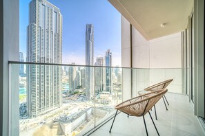 Property grounds - Cozy 2BR at Forte Tower 2 Downtown Dubai by Deluxe Holiday Homes (Dubai)