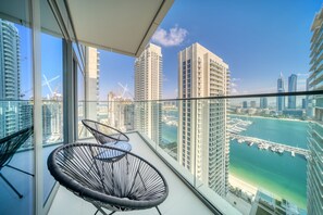 Property grounds - Inviting 1BR at Beach Vista Tower 1 Emaar Beachfront Dubai Marina by Deluxe Holiday Homes (Dubai)