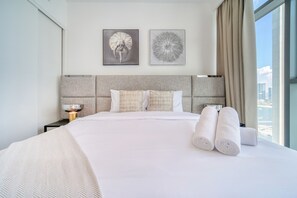 1 bedroom, in-room safe, iron/ironing board, free WiFi - Inviting 1BR at Beach Vista Tower 1 Emaar Beachfront Dubai Marina by Deluxe Holiday Homes (Dubai)