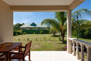 Terrace/patio - Blue Sky Self Catering  (Praslin Island)