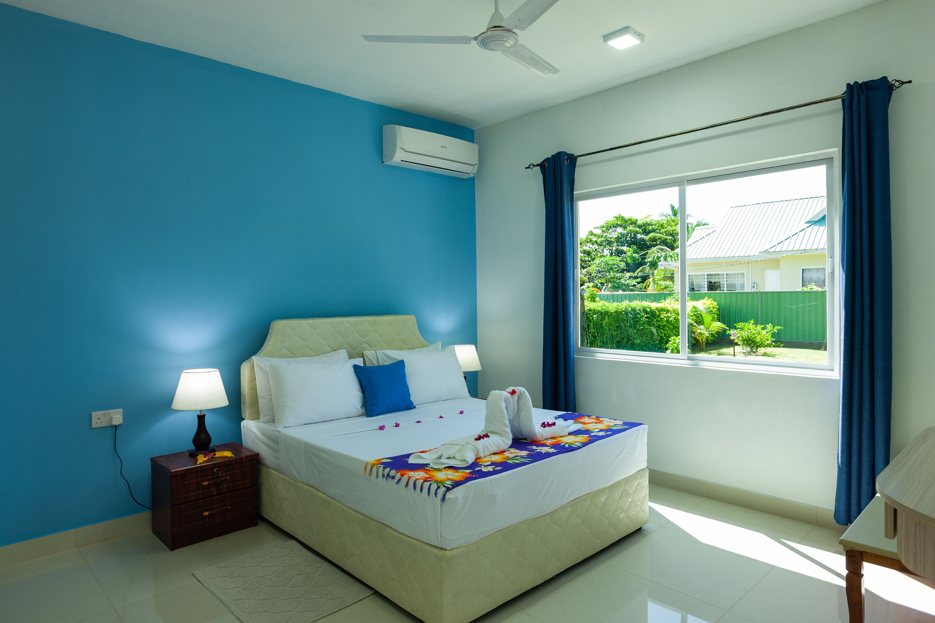 Comfort Double Room, 1 Queen Bed, Garden View | In-room safe, blackout curtains, soundproofing, iron/ironing board