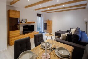 Flat-screen TV - Exklusives Tiny House in Elbnähe (Buxtehude)