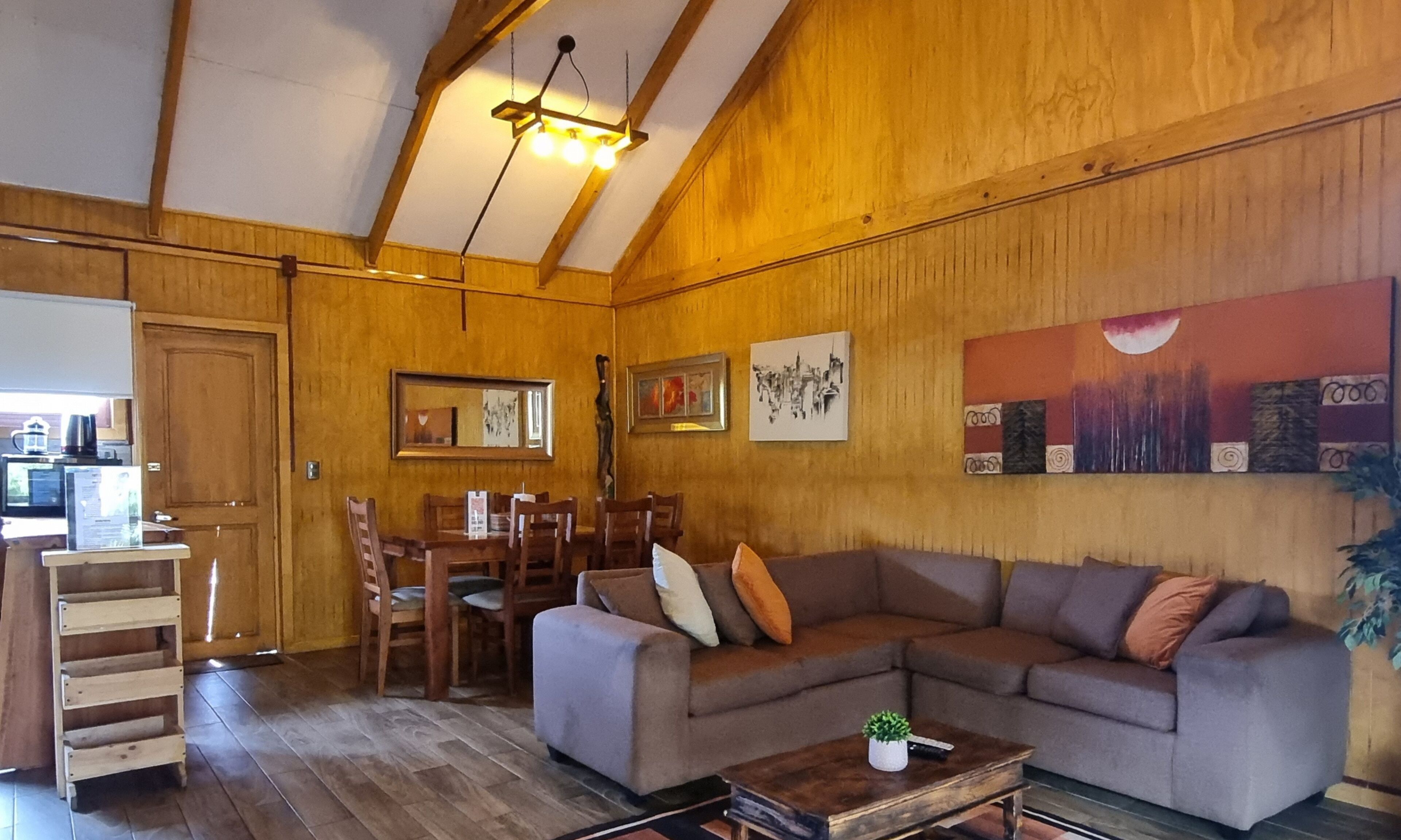 Family Chalet, 3 Bedrooms, Mountain View | Living area