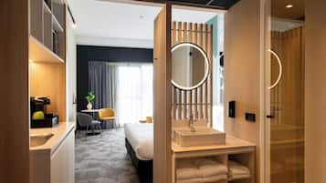 1 chambre, minibar, coffres-forts dans les chambres, draps fournis