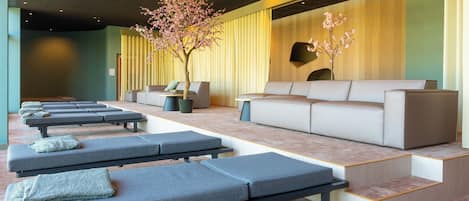 Salas de tratamientos para parejas, sauna, bañera de hidromasaje