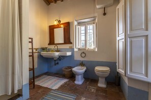 ヴィラ | バスルーム | ビデ、タオル