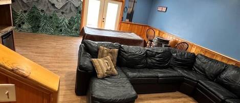 Televisión y chimenea