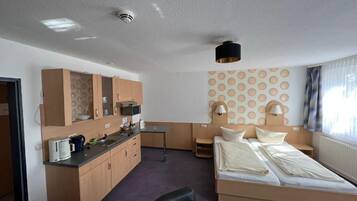 1 chambre, bureau, espace de travail pour ordinateur portable