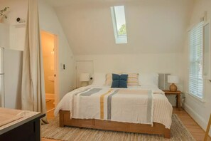 1 chambre, bureau, fer et planche à repasser, Wi-Fi gratuit