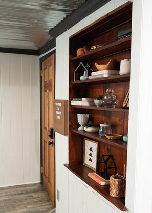 Interior - Minimalist Style Home in Downtown JC - TF #12 (Johnson City)