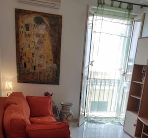 Living area - The Borgo degli Amorini, Palermo center (Palermo)