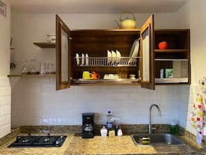 Fridge, microwave, coffee/tea maker, blender