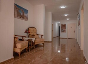 Minibar, in-room safe, blackout drapes, free WiFi - Petra jewel luxury hotel (Wadi Musa)