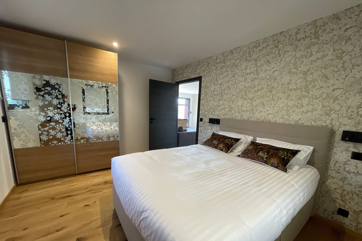 Premium Apartment