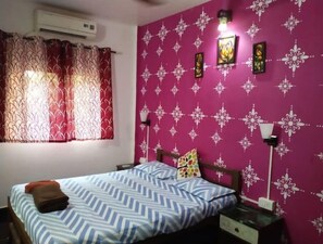 1 bedroom - A2 Ashirwad Villa Candolim beach side Apartment-3. (Candolim)