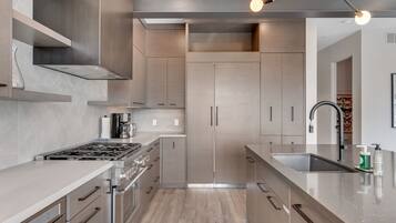 Ridgeline at The Canyons | Private kitchen | Full-sized fridge, microwave, oven, stovetop