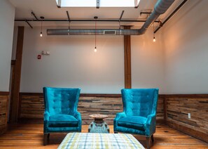 Interior - Large Studio Suite in the Middle of Downtown JC (Johnson City)