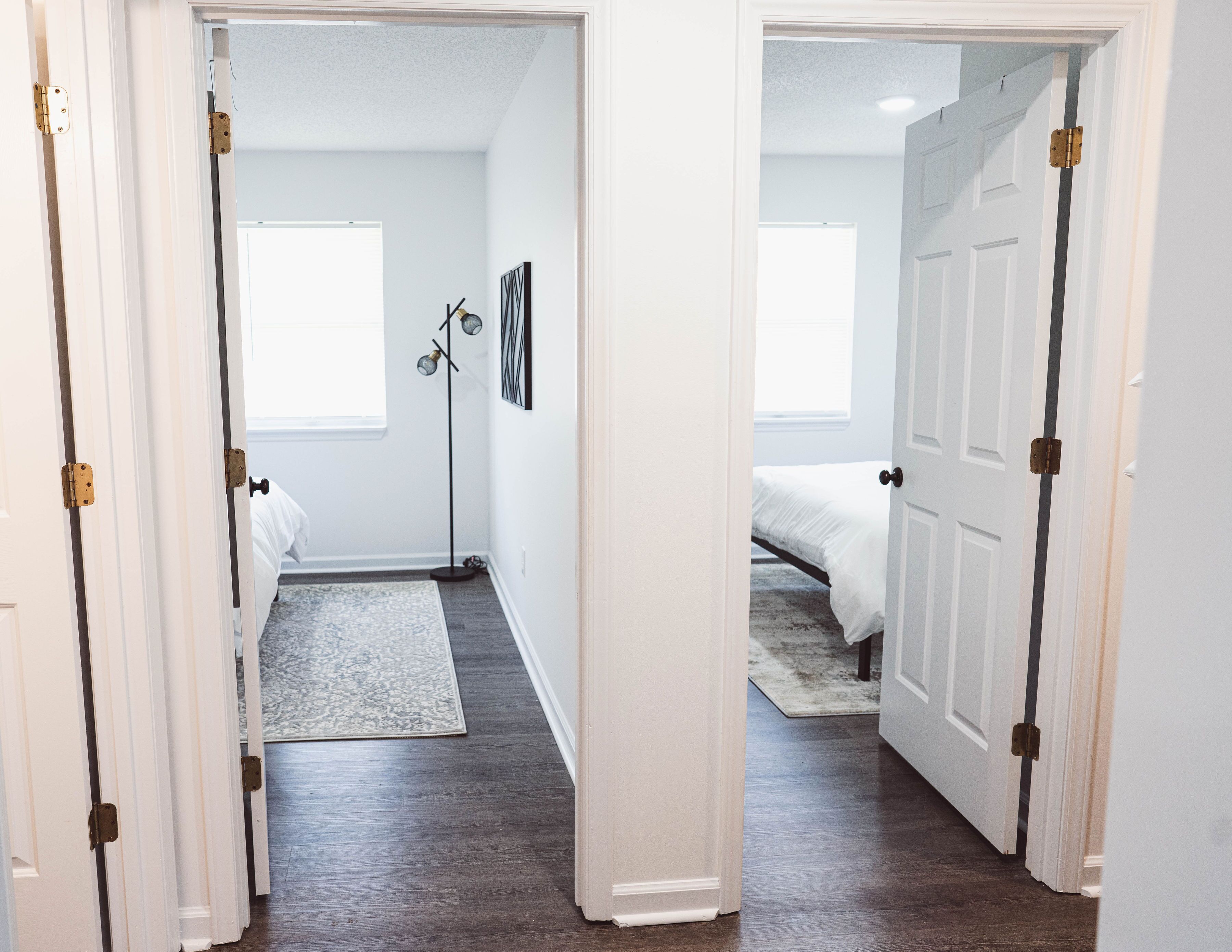 2 chambres, fer et planche à repasser, Wi-Fi, draps fournis