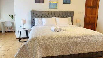 Superior Double Room | Desk, free WiFi