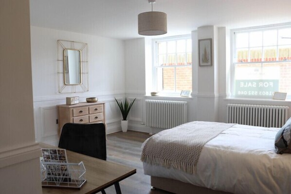 Apartamento de lujo, 3 habitaciones | 2 dormitorios, ropa de cama de alta calidad, sistema de insonorización