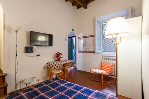 1 bedroom, iron/ironing board, free WiFi, bed sheets - Maison Della Luce Holiday Home Roma (Roma)