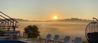 Marchiaanse Boerderij, Panoramisch Uitzicht, Zwembad, Grote Tuin, Dichtbij zee