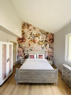 8 Schlafzimmer, Bügeleisen/Bügelbrett, Reisekinderbett, WLAN