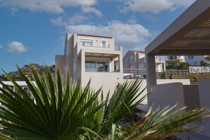 Exterior - Blue Hills Villas by Estia (Malevizi)