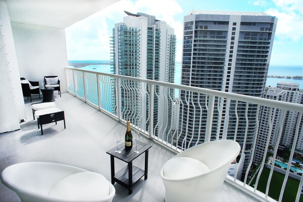 Deluxe-Apartment | Balkon