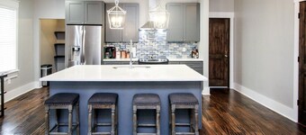 NoDa Updated Mill Home! Amazing Location- Walkable-Bars, Restaurants and Rail!
