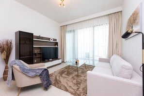 Living area - Grand Luxury - Cozy 1BR Apartment Walking Distance to Dubai Mall (Dubai)