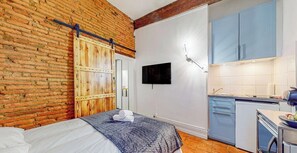 Bügeleisen/Bügelbrett, WLAN, Bettwäsche