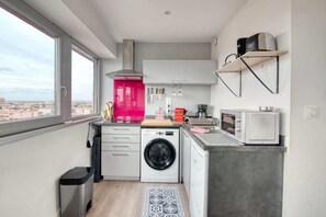 Fridge, microwave, coffee/tea maker, toaster
