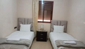 2 bedrooms, bed sheets - Kech Days Près de L'aéroport (Marrakech)