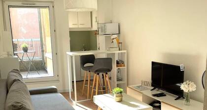 Industrie · Hypercentre Jean-Jaurès - Métro/Gare