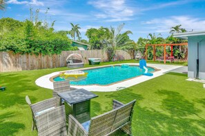 Outdoor pool, a heated pool