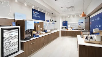 Petit déjeuner buffet compris tous les jours